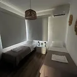 Assamaris Beachfront House וילה אספרובלטה