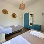 וילה Assamaris Beachfront House אספרובלטה
