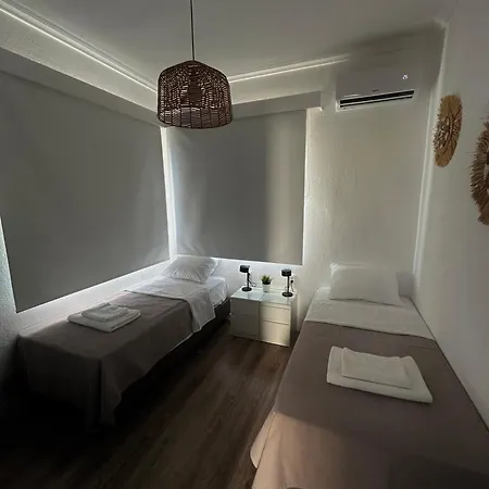 Assamaris Beachfront House فيلة أسبروبالتا