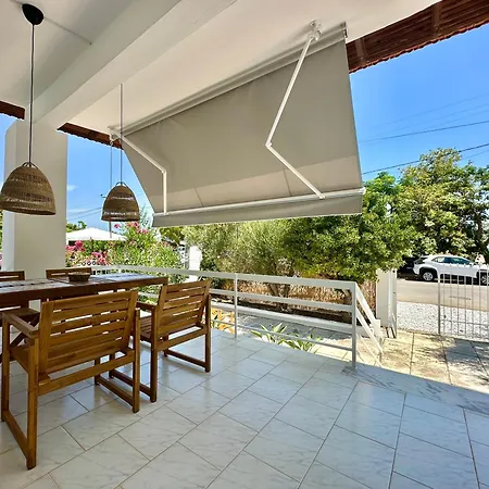 Assamaris Beachfront House * Аспровалта